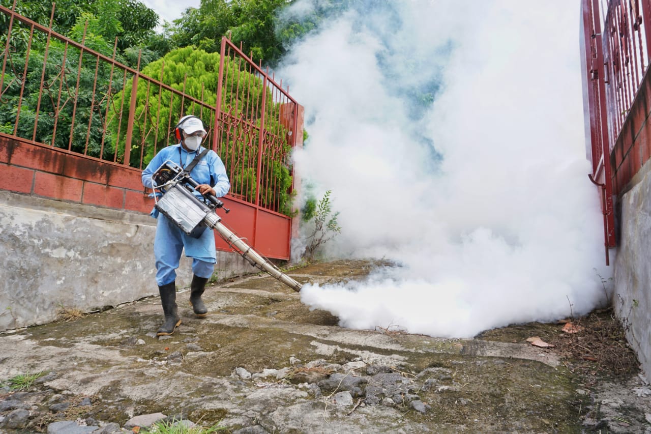 Jornada de fumigación contra el zancudo llega al cantón El Tecomatal, en San Miguel jornada-de-fumigacion-contra-el-zancudo-llega-al-canton-el-tecomatal-en-san-miguel